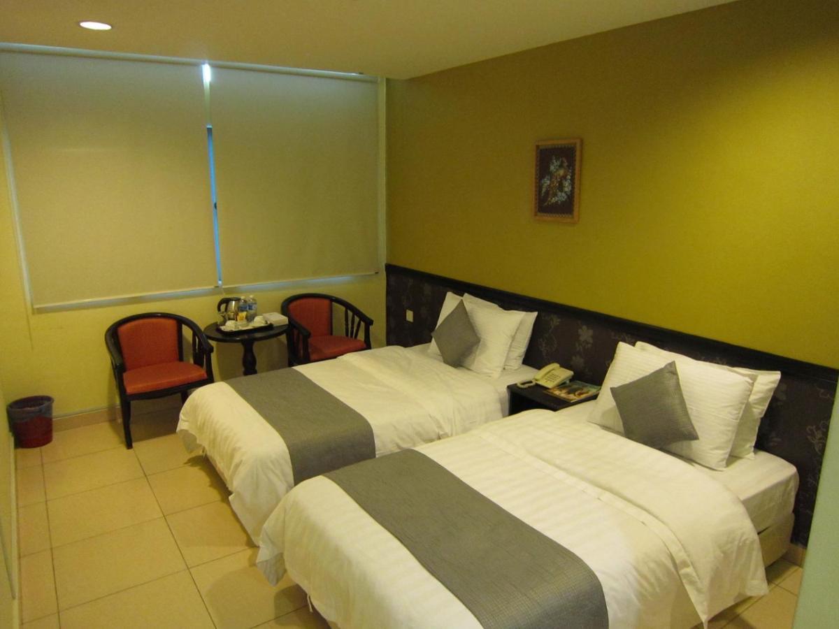 Oyo 151 Twin Hotel Kuala Lumpur Exterior photo